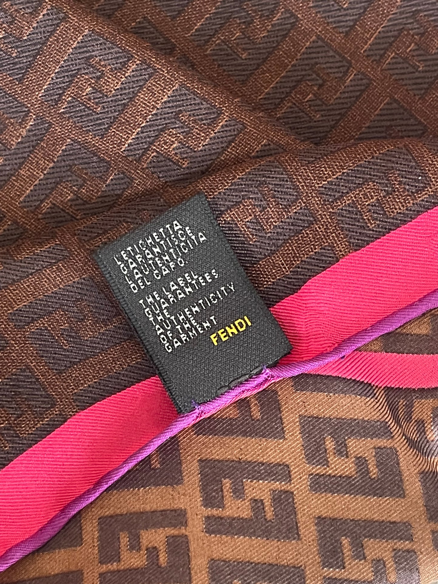Foulard FENDI