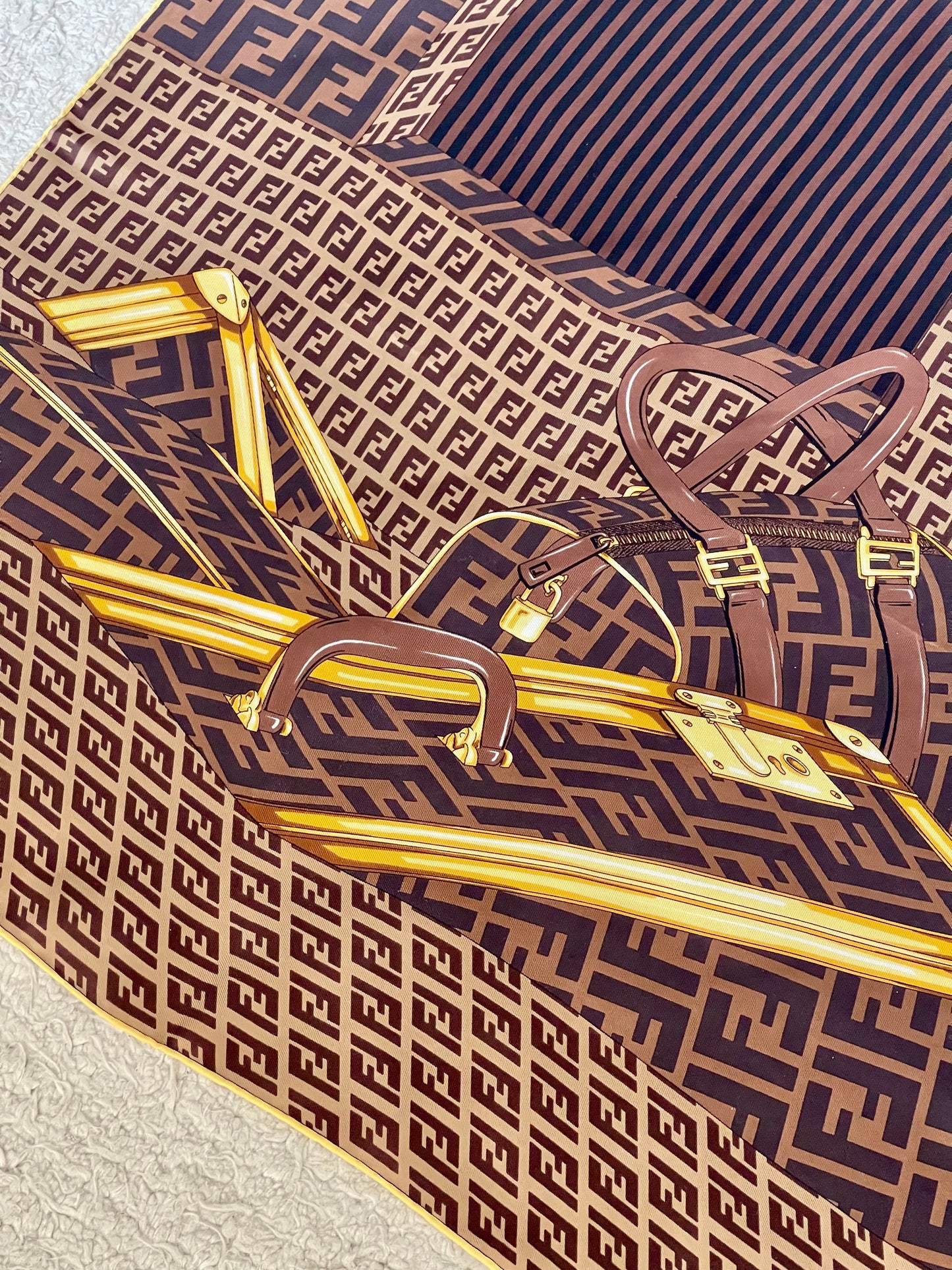 Foulard FENDI