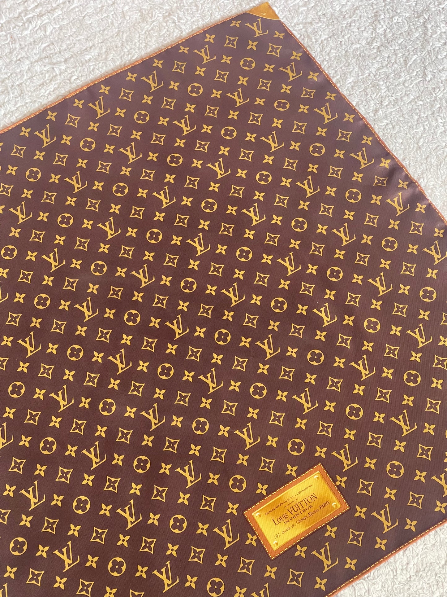 Foulard LOUIS VUITTON