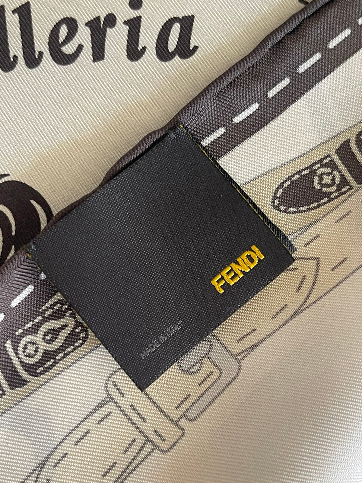 Foulard FENDI