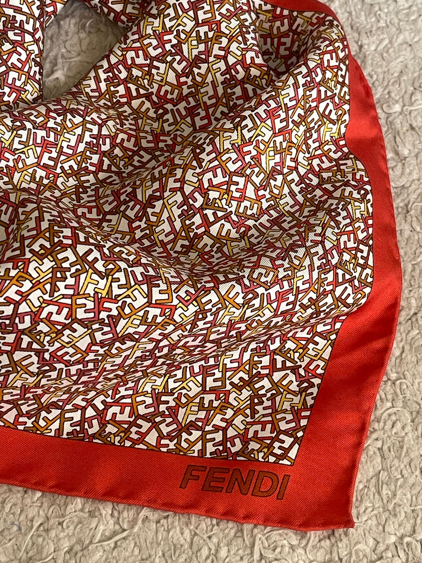 Foulard FENDI