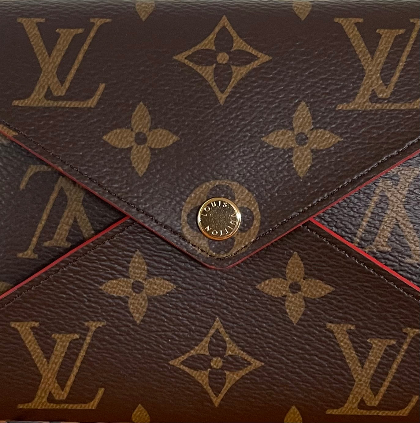 Pochette LOUIS VUITTON