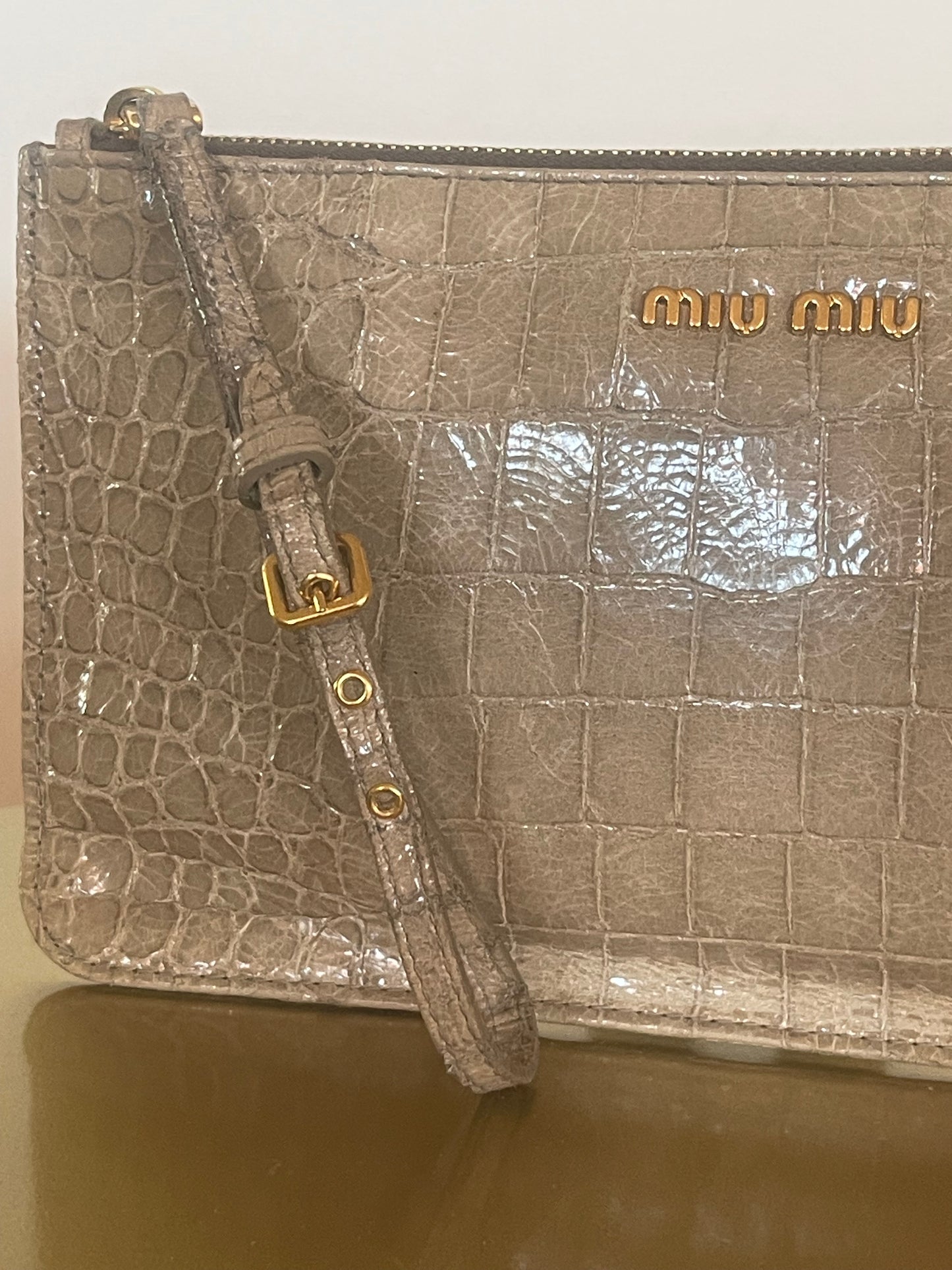 Pochette MIU MIU