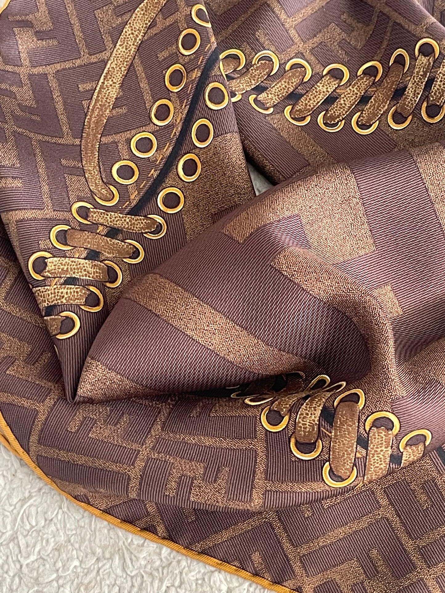 Foulard FENDI