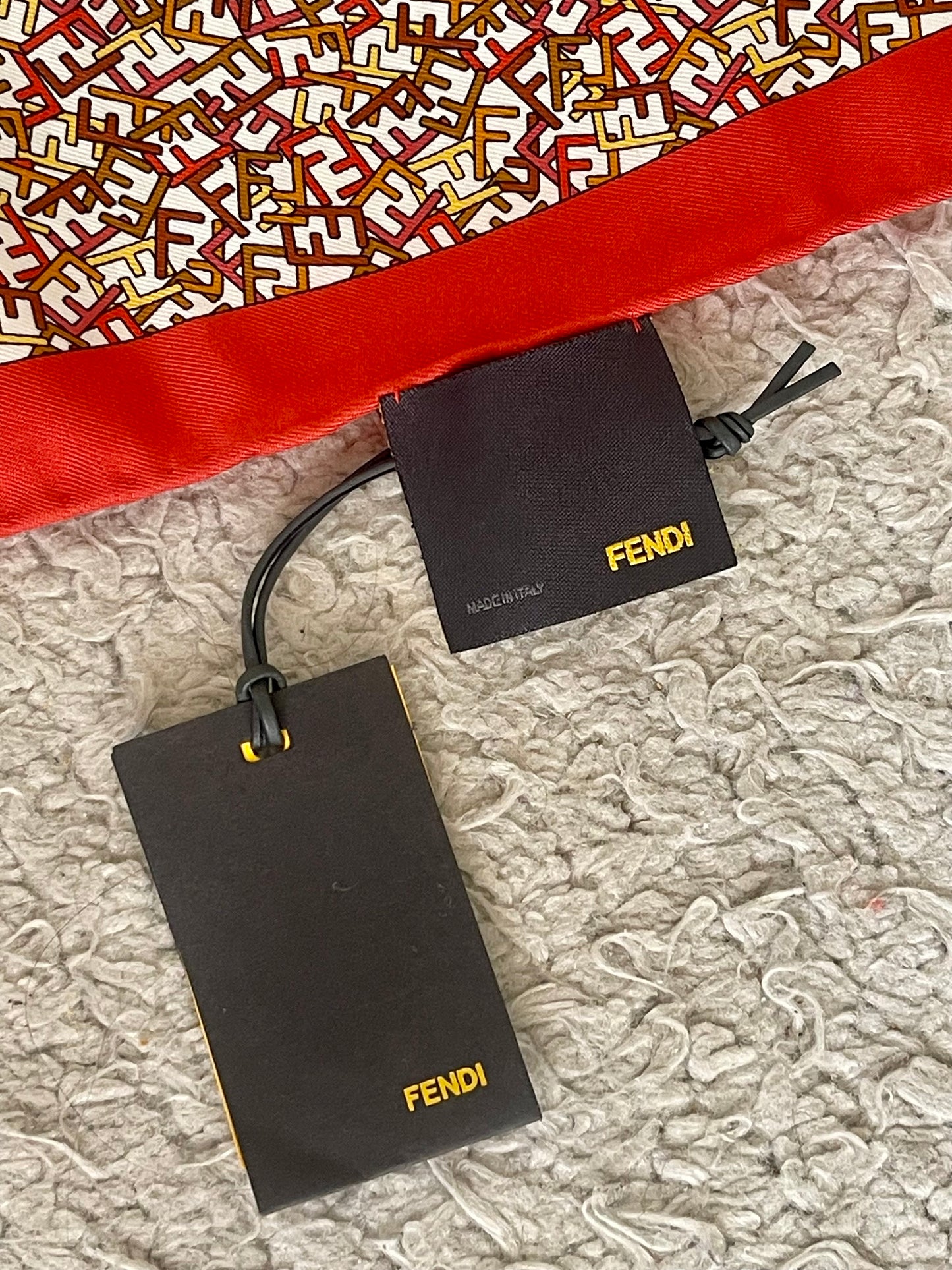 Foulard FENDI