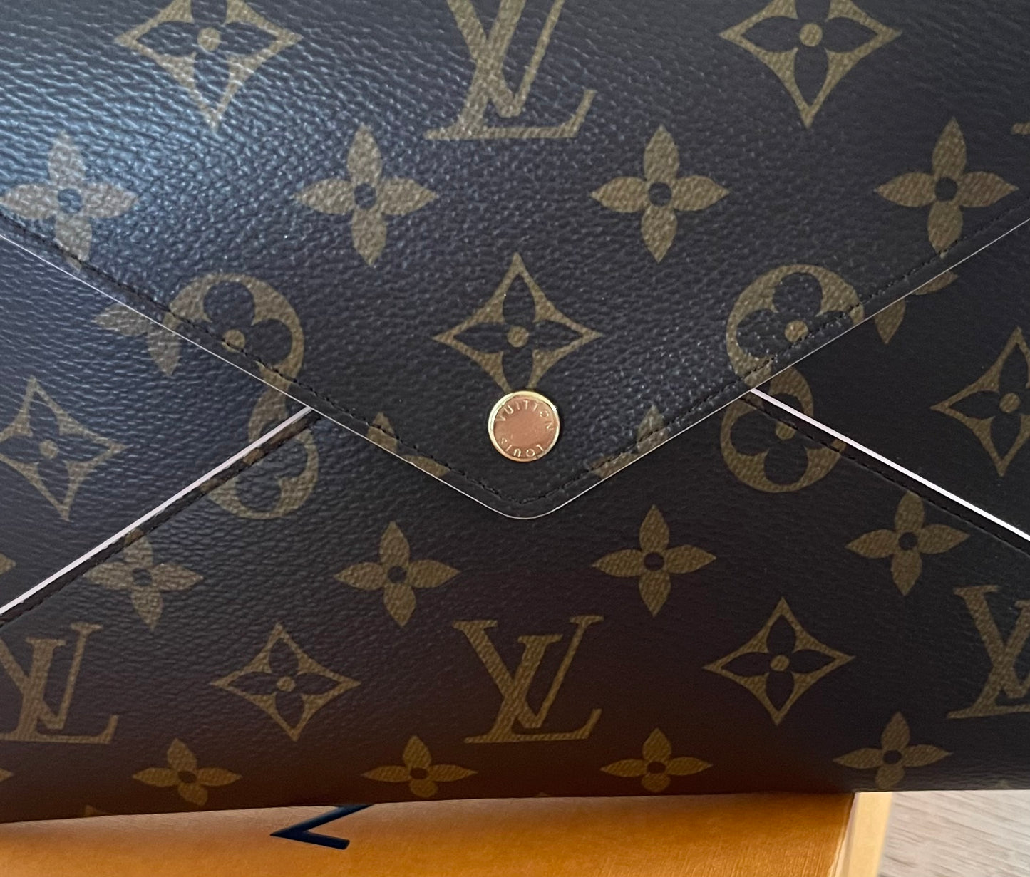 Pochette LOUIS VUITTON