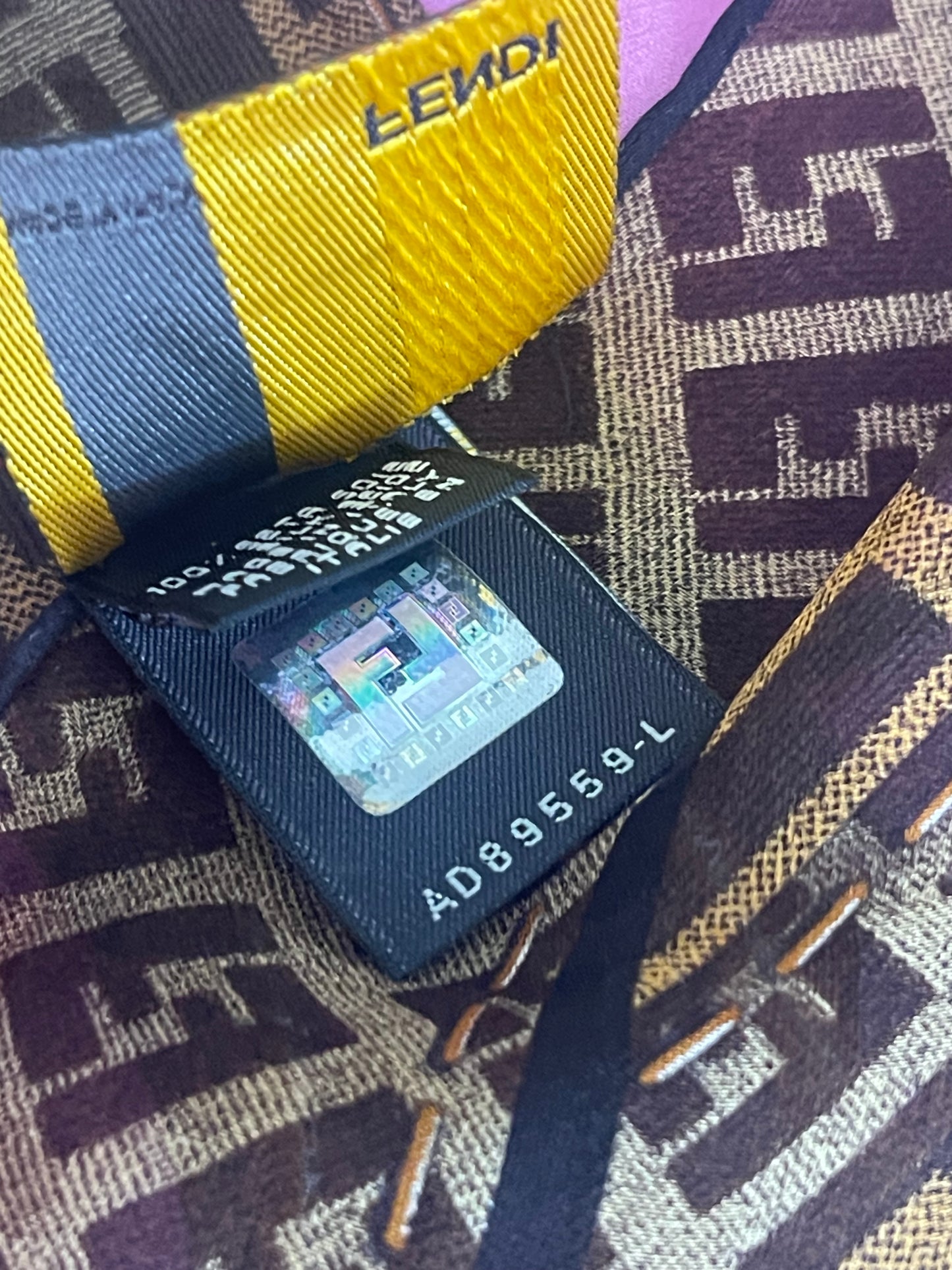 Foulard FENDI