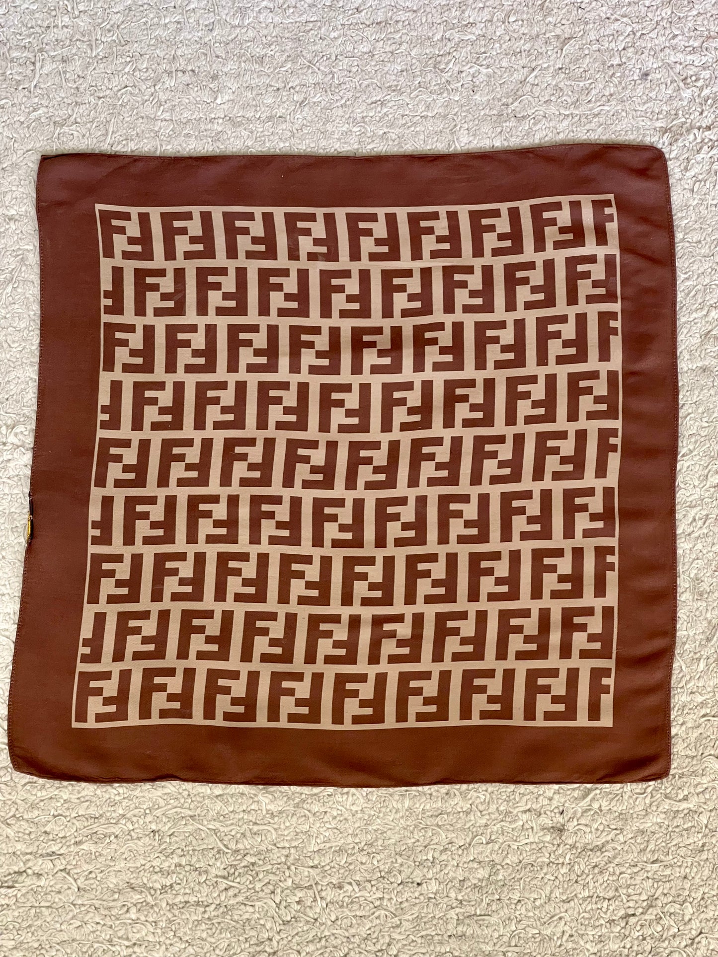Foulard FENDI