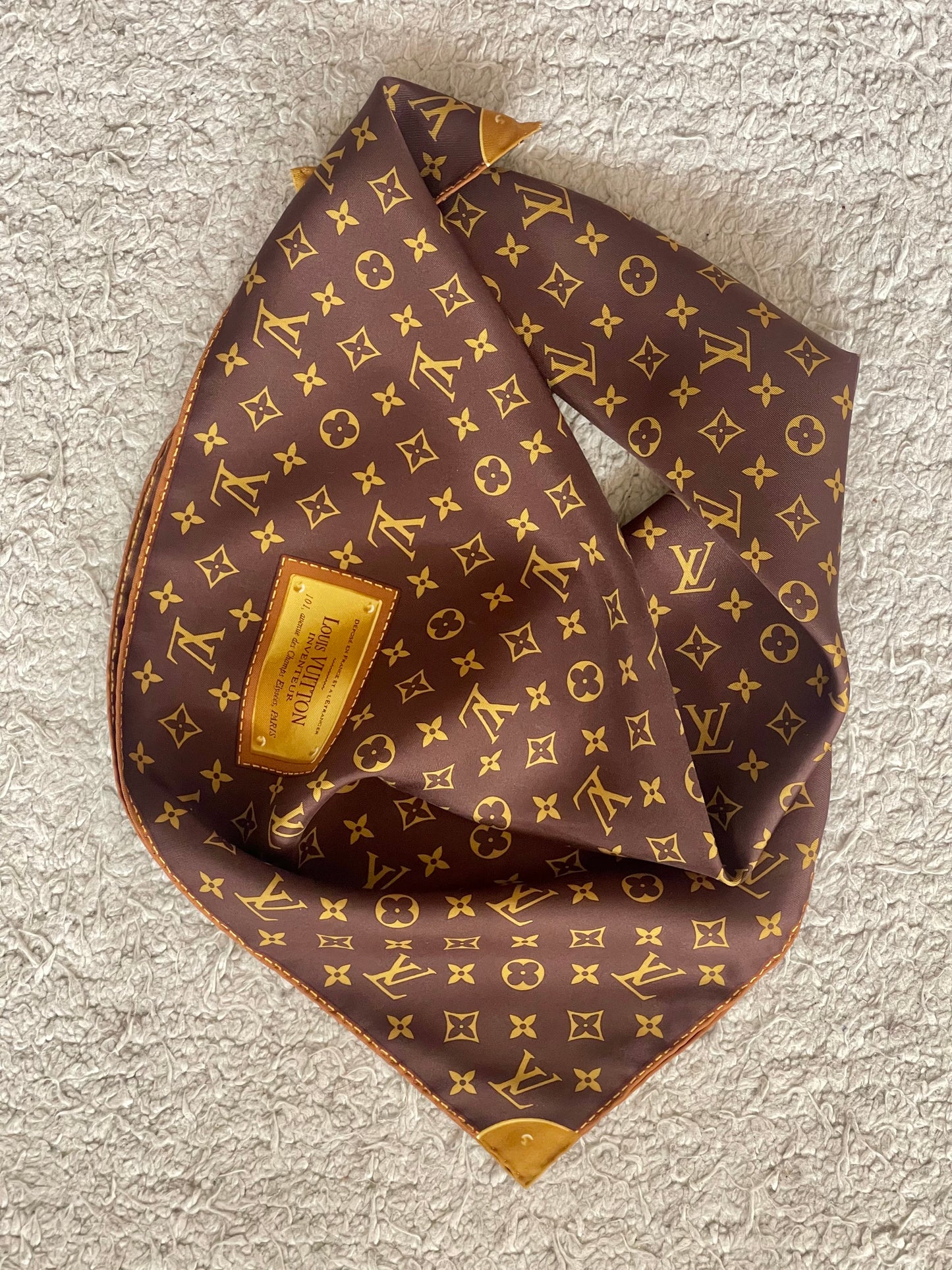 Foulard LOUIS VUITTON