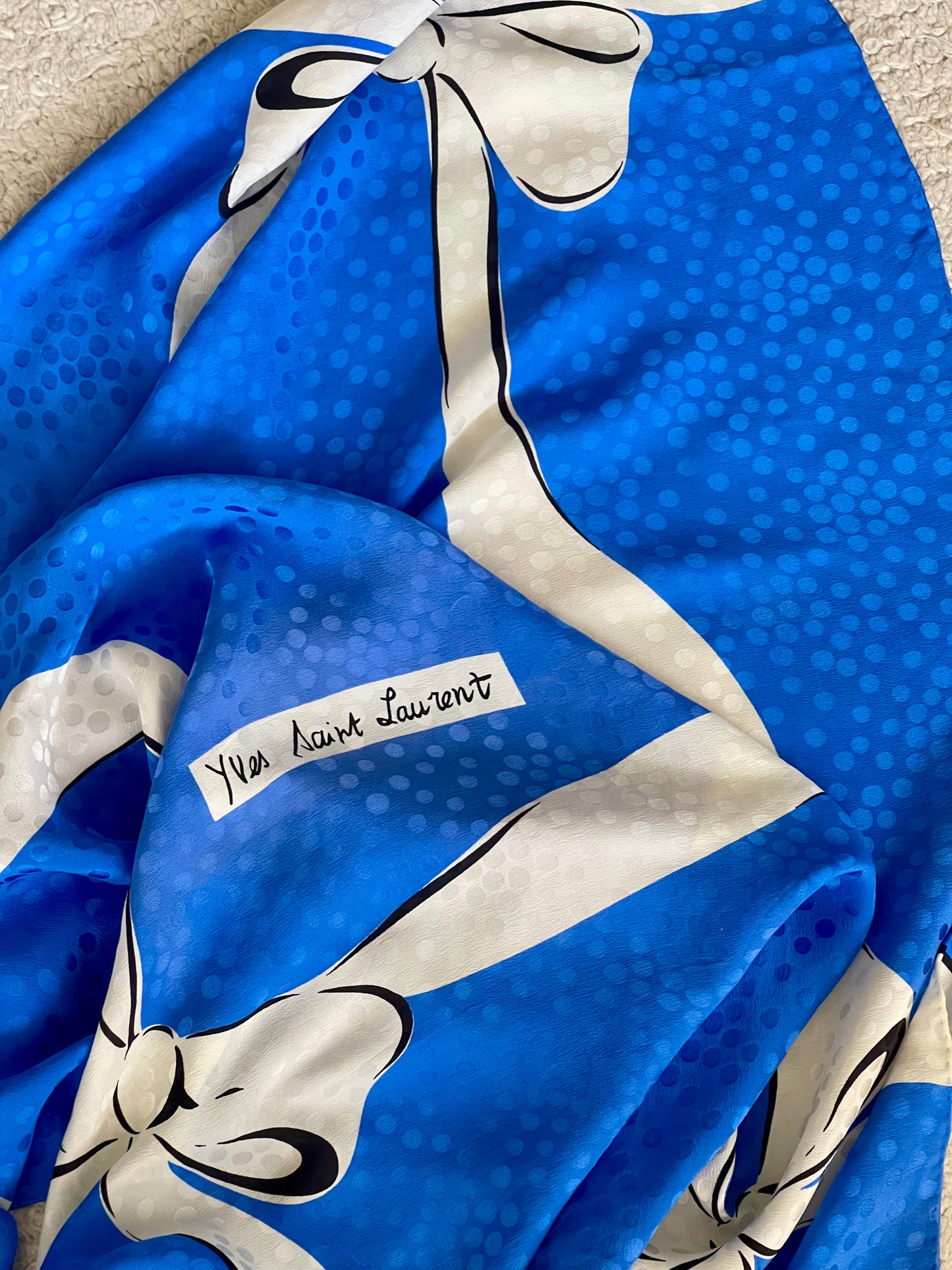 Foulard YSL