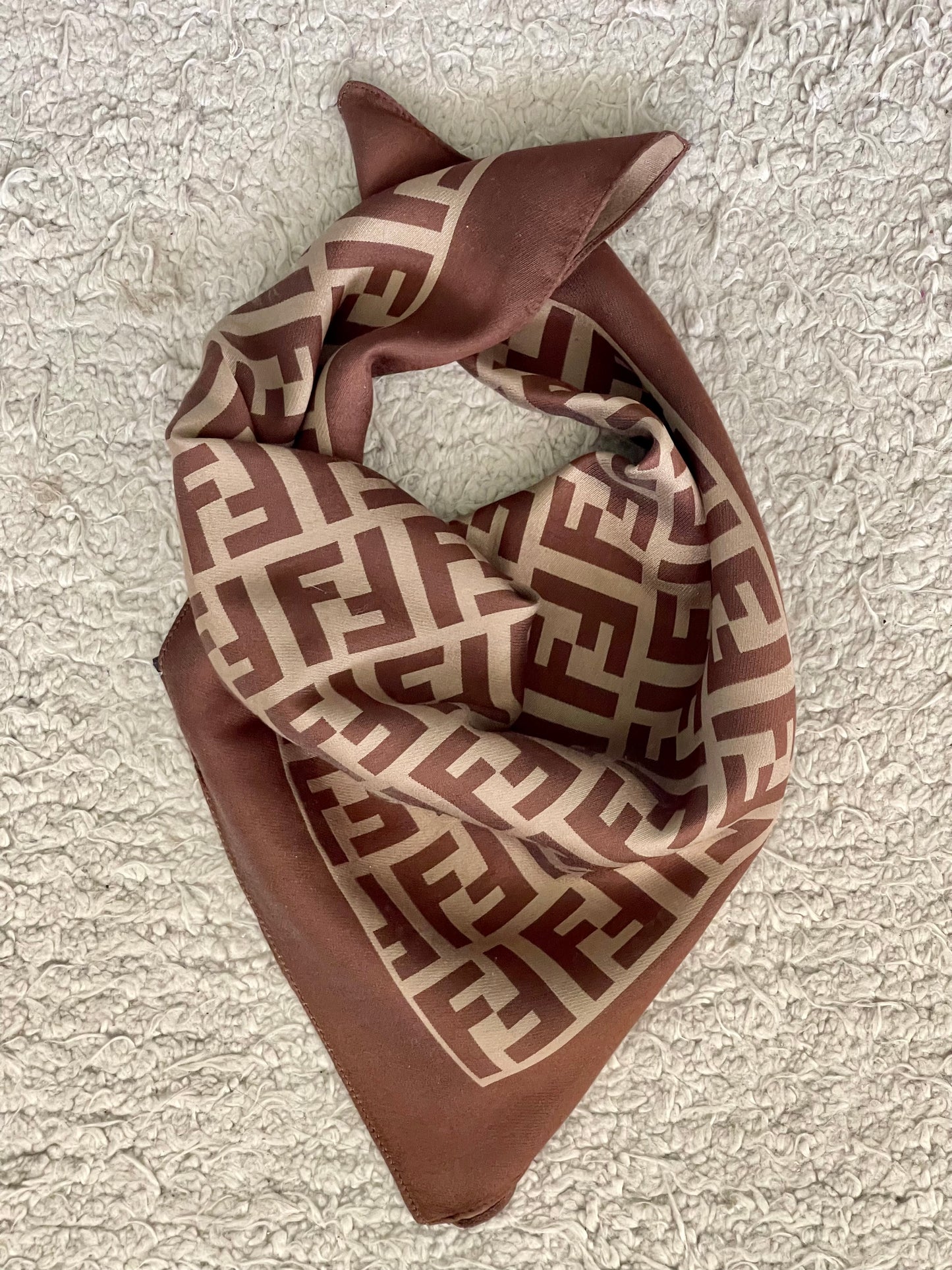 Foulard FENDI