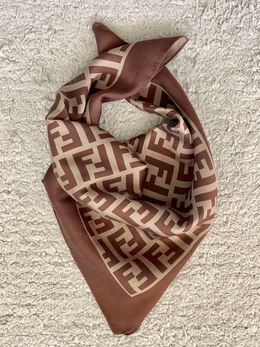 Foulard FENDI