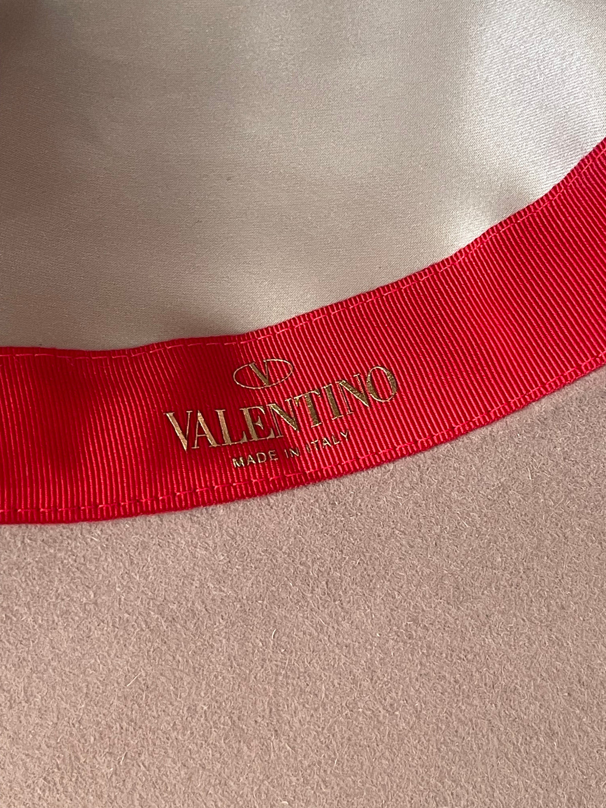 Cappello VALENTINO
