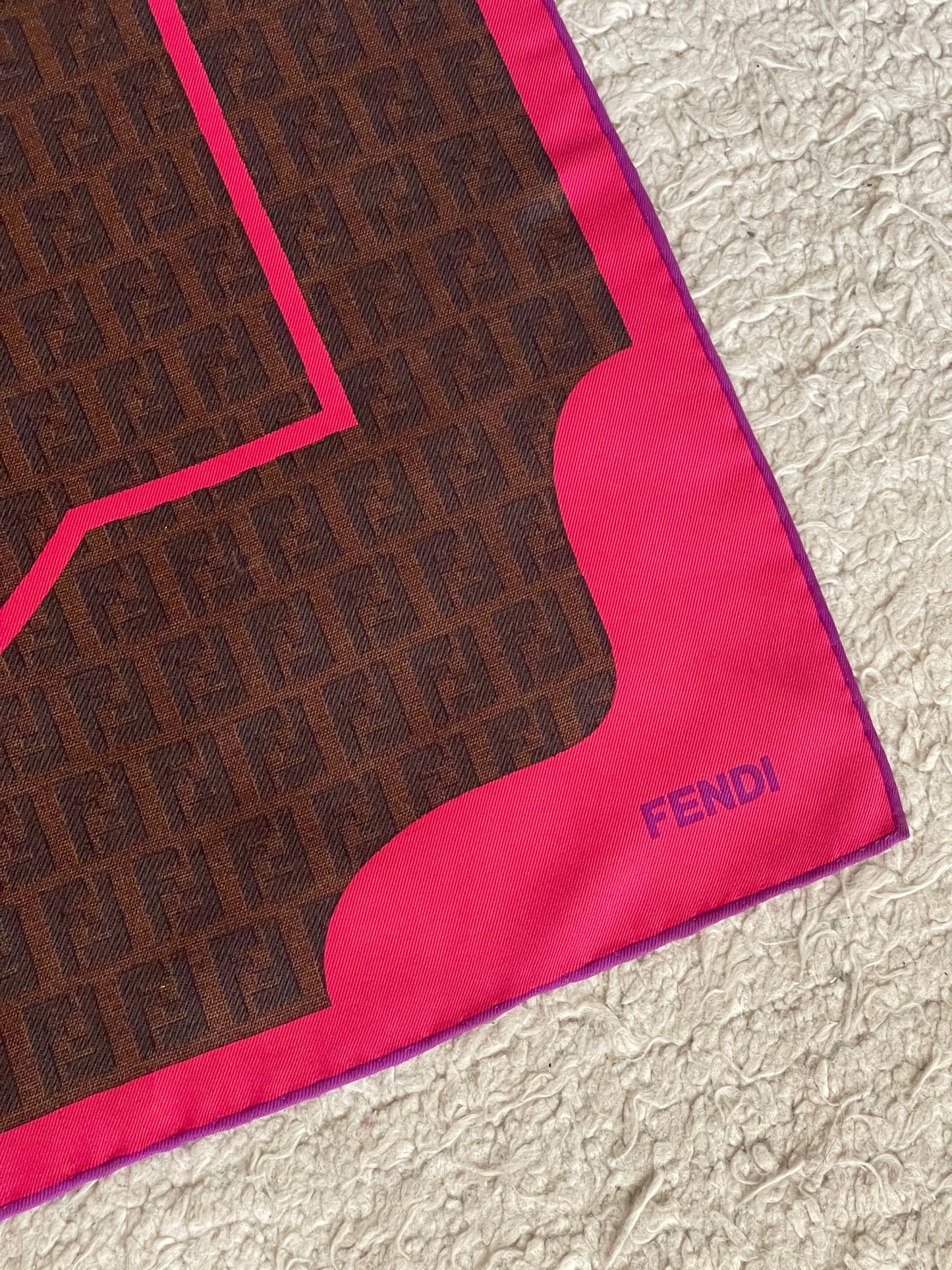 Foulard FENDI