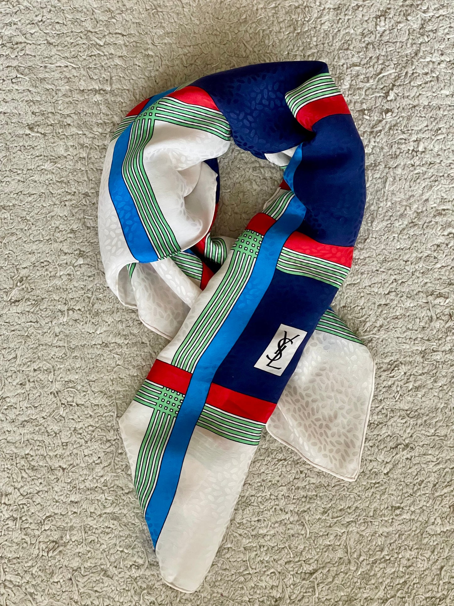 Foulard YSL