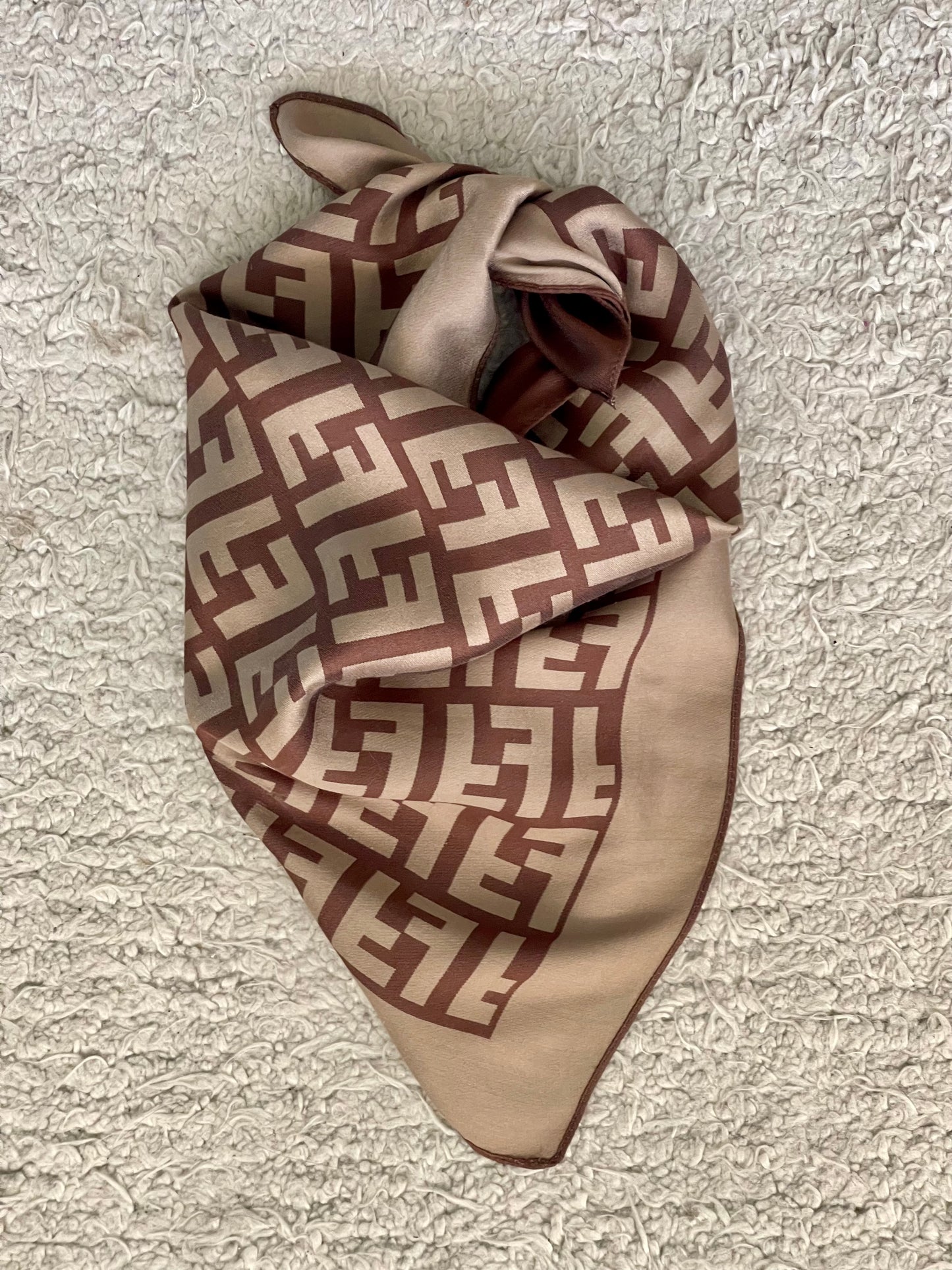 Foulard FENDI