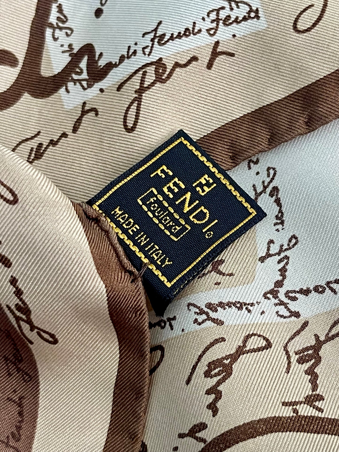 Foulard FENDI