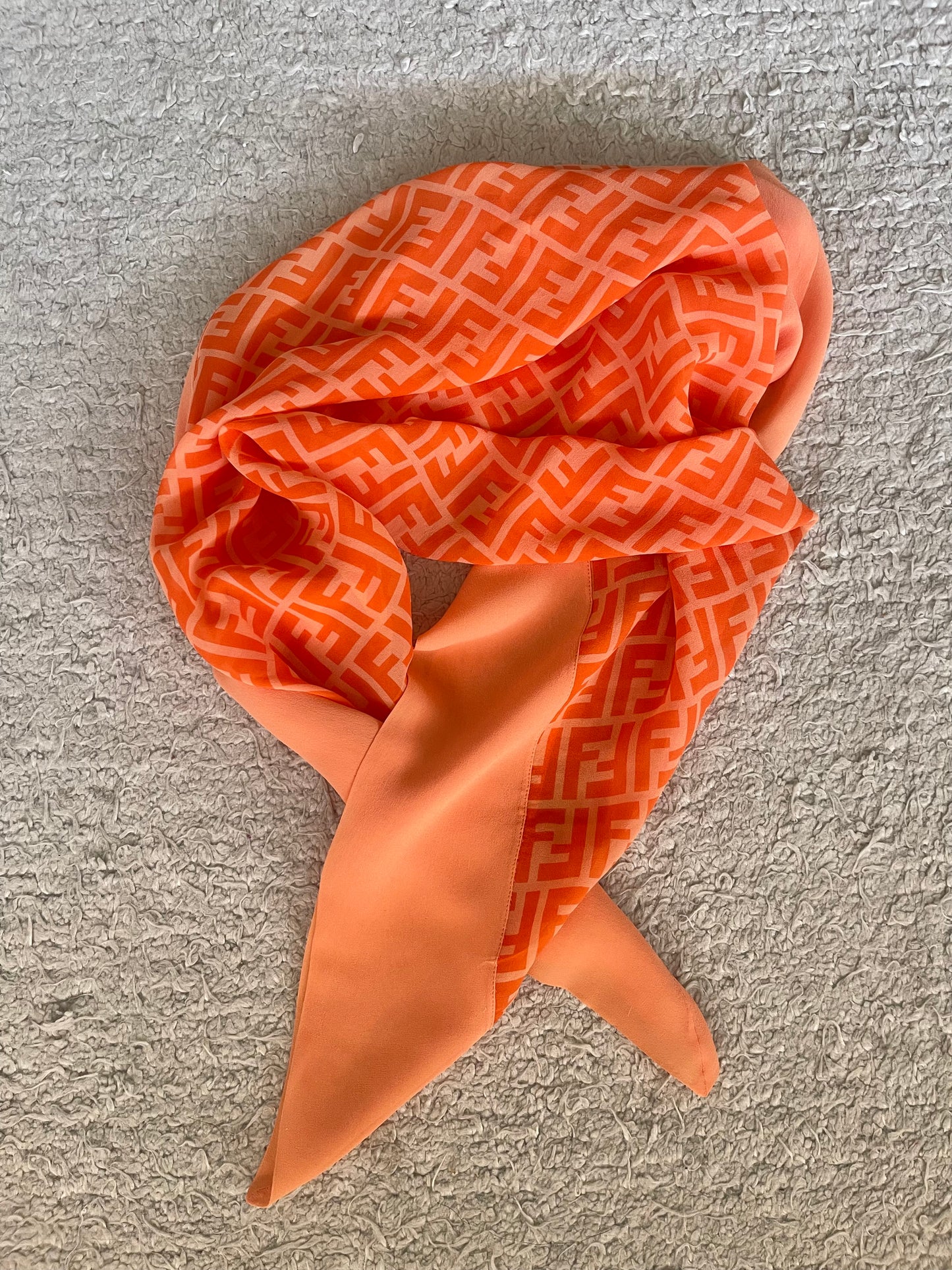 Foulard FENDI