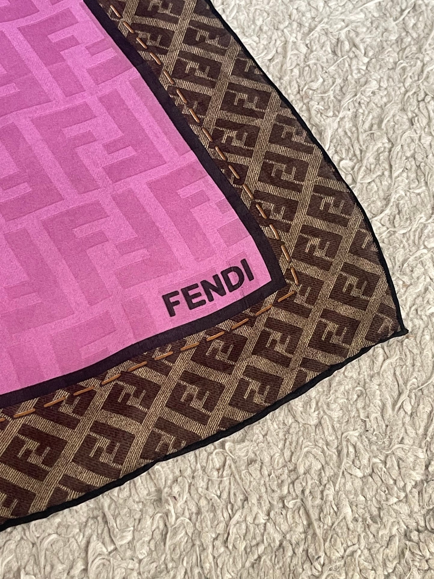 Foulard FENDI