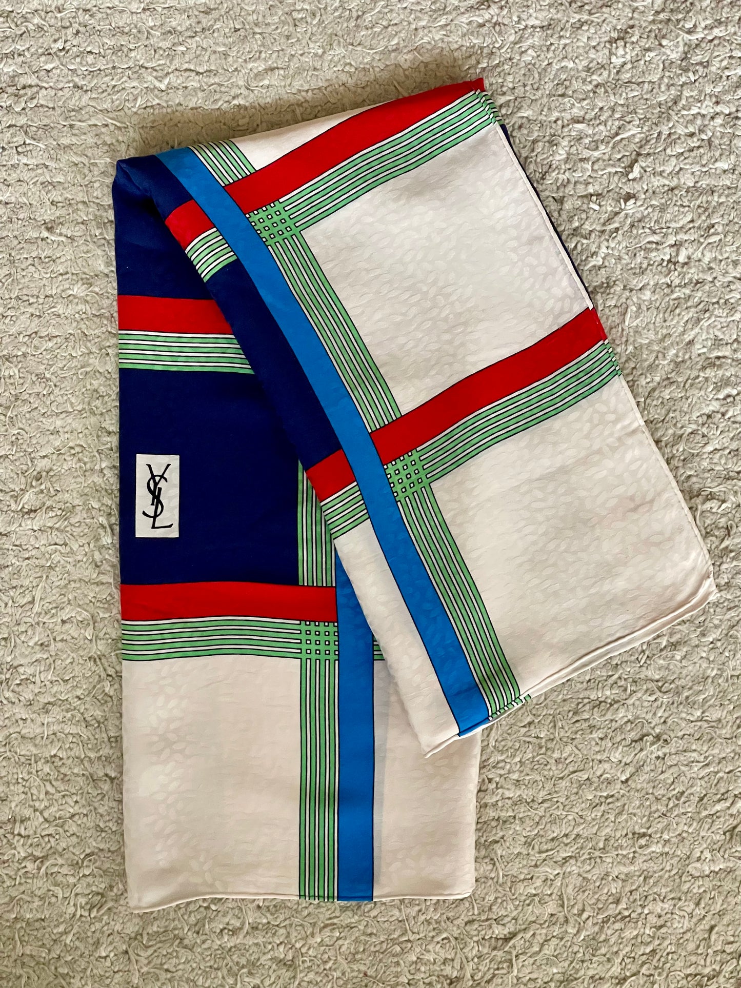 Foulard YSL
