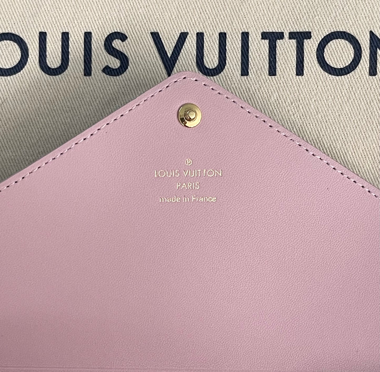 Pochette LOUIS VUITTON