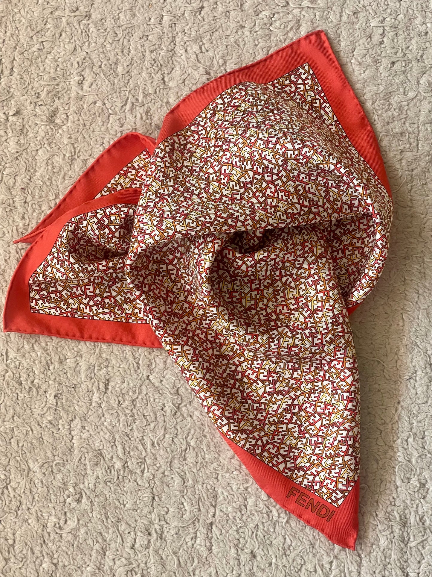 Foulard FENDI
