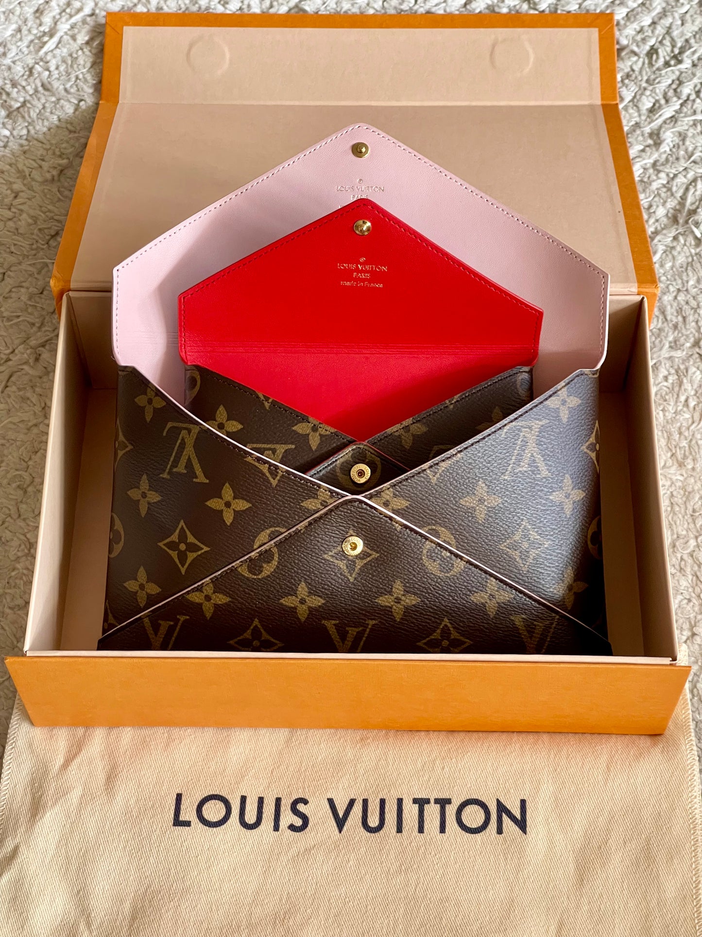 Pochette LOUIS VUITTON