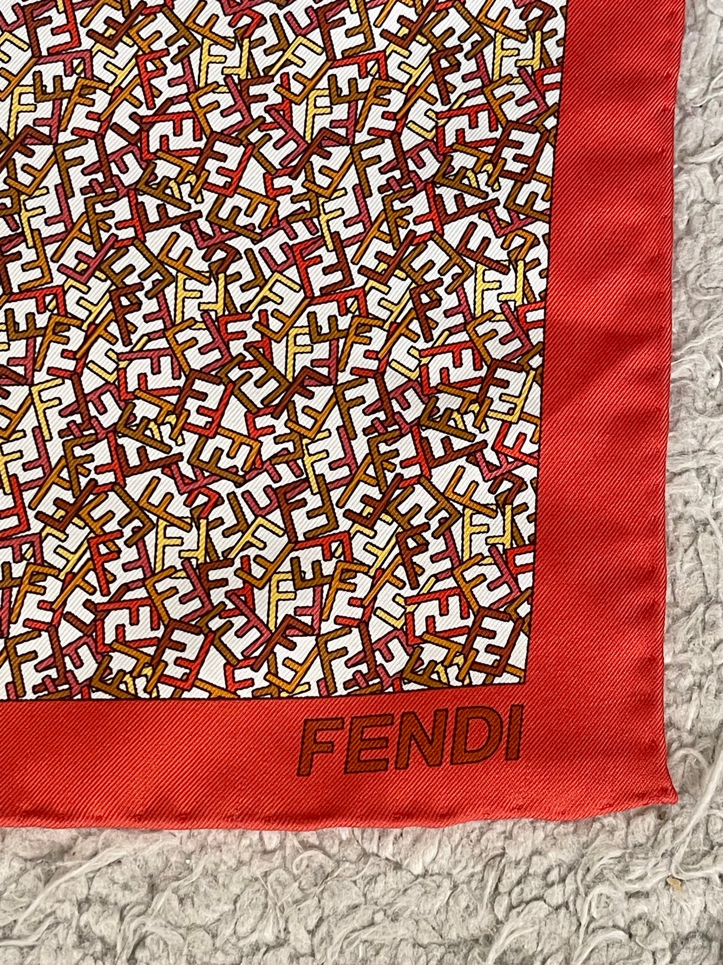 Foulard FENDI
