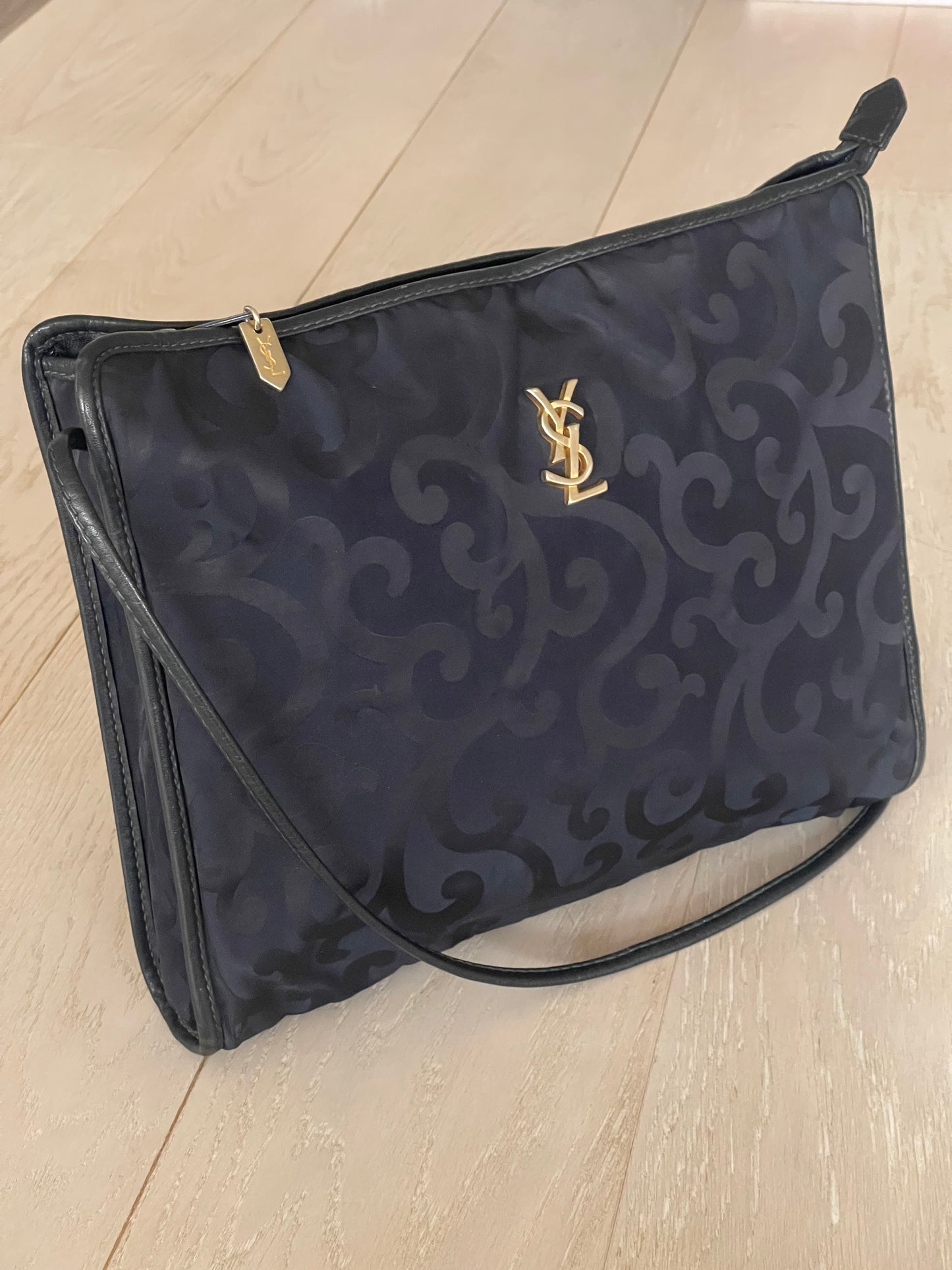 Borsa YSL