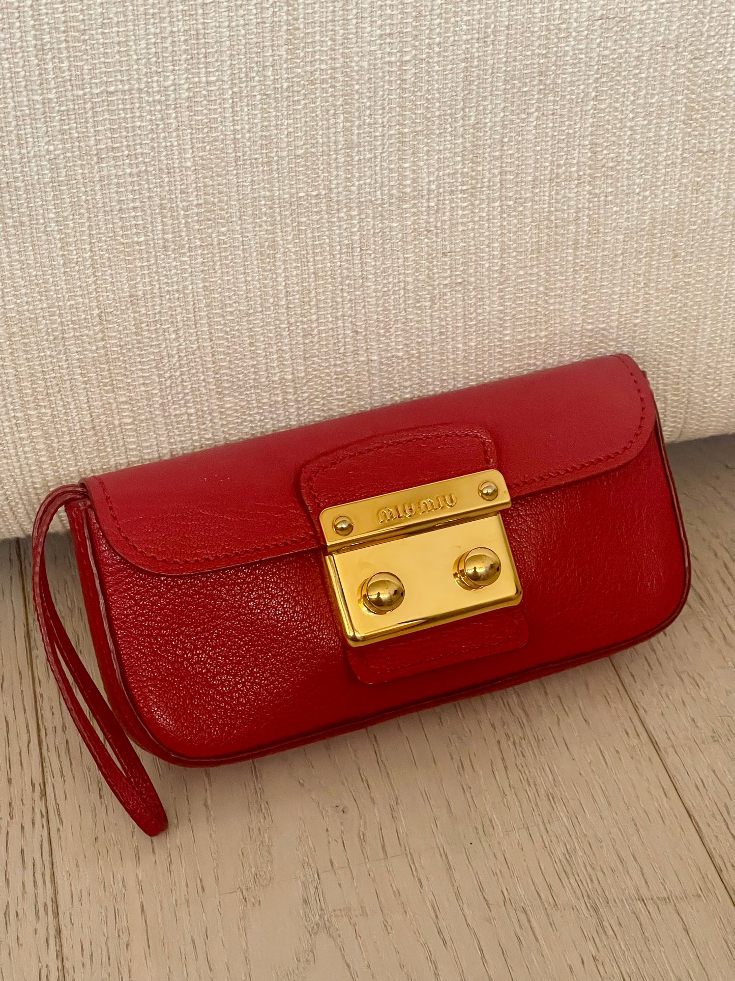 Pochette MIU MIU